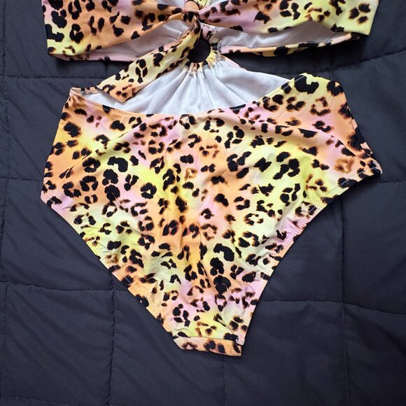 Bar III Summer Heat Animal-Print O-Ring Monokini Swimsuit - Size: Large - NWT - Picture 8 of 16
